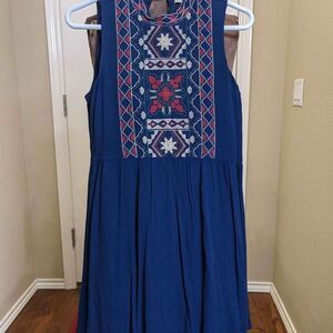 5/25 GORGEOUS Embroidered Boho Sundress!